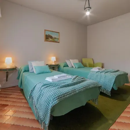 홈스테이 Villa Buganvilia *